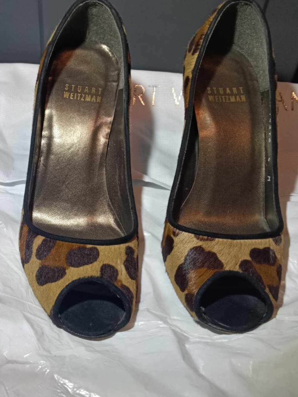 Stuart Weitzman women's size 4 peep toe wedges